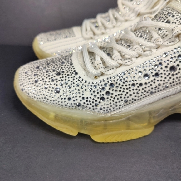 Steve Madden Women's Maxima Rhinestone Sneakes Off White Platform Shoes Size 9.5 - Picture 3 of 11